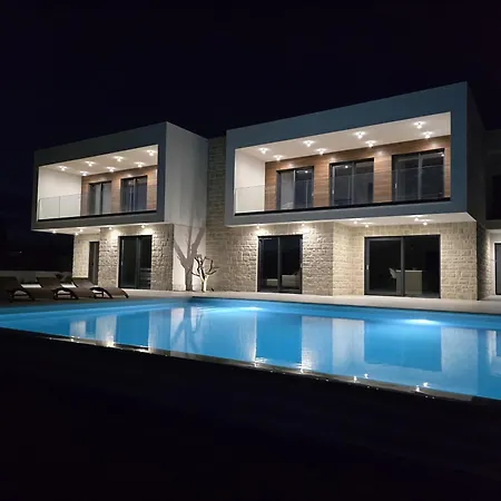 Amnis Makarska * Imotski