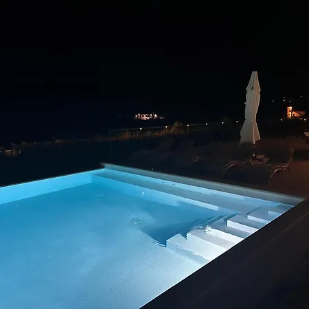 Amnis Makarska 别墅 *